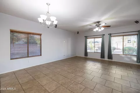 Living - 2806 E Tina Ln, Gilbert, AZ 85298 photo 5 of 13