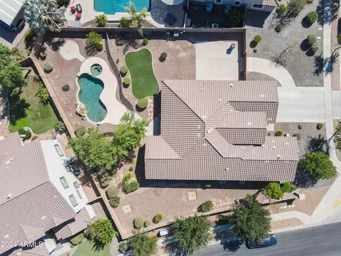 View/Area - 2806 E Tina Ln, Gilbert, AZ 85298 photo 6 of 15
