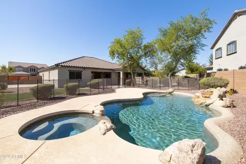 Exterior - 2806 E Tina Ln, Gilbert, AZ 85298 photo 12 of 25