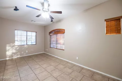 Living - 2806 E Tina Ln, Gilbert, AZ 85298 photo 8 of 13
