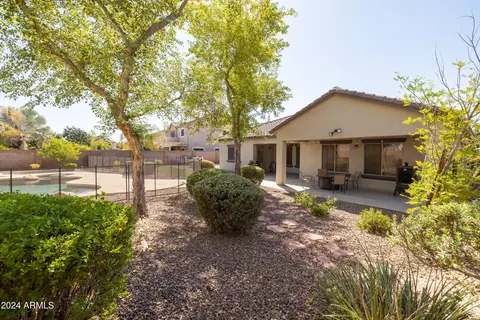 Exterior - 2806 E Tina Ln, Gilbert, AZ 85298 photo 15 of 25