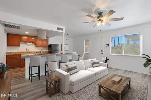 4604 E Broadway Rd, Phoenix, AZ 85040