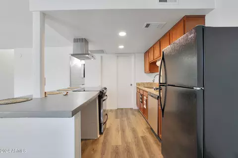 4604 E Broadway Rd, Phoenix, AZ 85040 photo 11