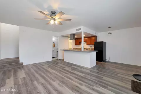 4604 E Broadway Rd, Phoenix, AZ 85040 photo 8
