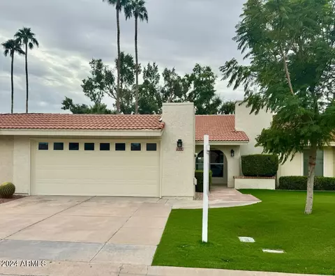 7813 E Foxmore Ln, Scottsdale, AZ 85258