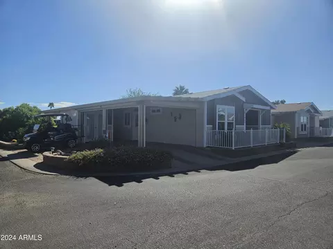 650 N Hawes Rd #2831, Mesa, AZ 85207