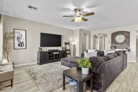2824 E Santa Fe Ct, Gilbert, AZ 85297 photo 20