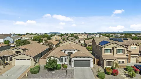 2824 E Santa Fe Ct, Gilbert, AZ 85297 photo 4