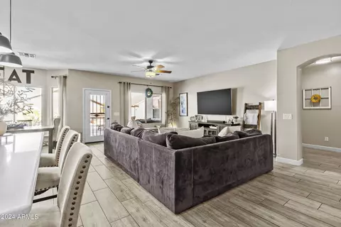 2824 E Santa Fe Ct, Gilbert, AZ 85297 photo 19
