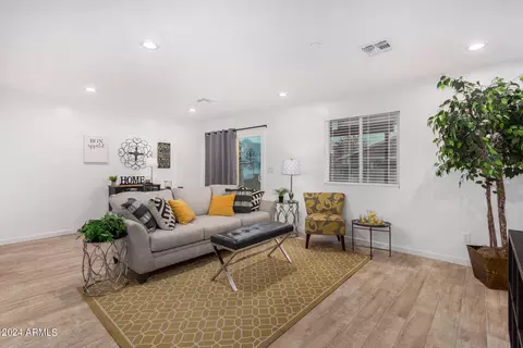 1721 E Illini St, Phoenix, AZ 85040 photo 12