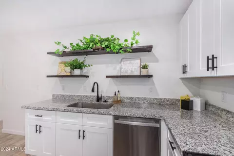 1721 E Illini St, Phoenix, AZ 85040 photo 11