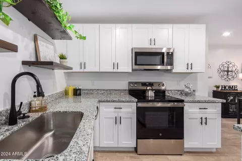 1721 E Illini St, Phoenix, AZ 85040 photo 10