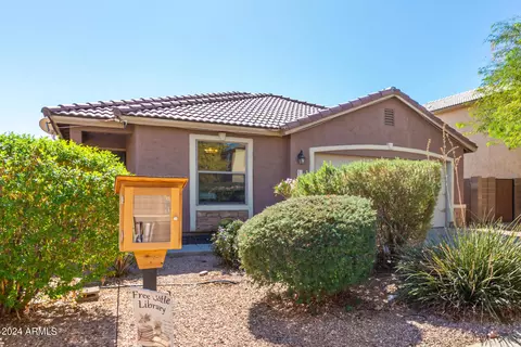 25223 W Parkside Ln S, Buckeye, AZ 85326