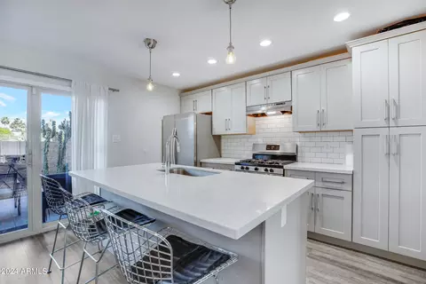4950 N Miller Rd #104, Scottsdale, AZ 85251