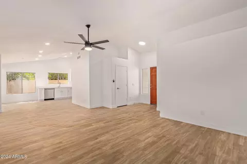 7323 E Indigo St, Mesa, AZ 85207 photo 17