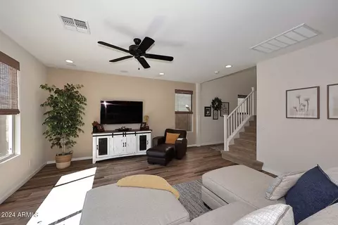 3125 E Louise Dr, Phoenix, AZ 85050 photo 10