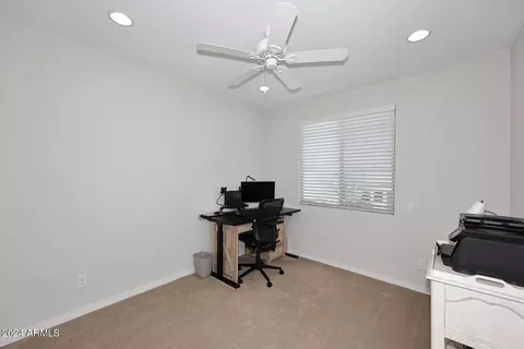 3125 E Louise Dr, Phoenix, AZ 85050 photo 17
