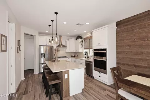 3125 E Louise Dr, Phoenix, AZ 85050 photo 4