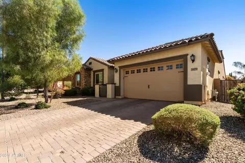 2679 E Indian Wells Dr, Gilbert, AZ 85298 photo 3