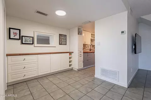 1008 E Diamond Dr, Tempe, AZ 85283 photo 13