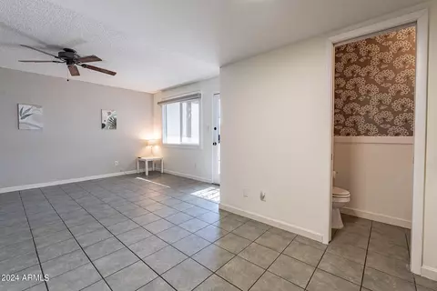 1008 E Diamond Dr, Tempe, AZ 85283 photo 17