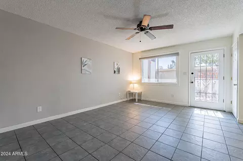 1008 E Diamond Dr, Tempe, AZ 85283 photo 9