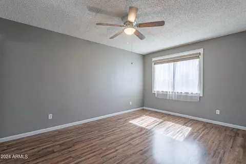 1008 E Diamond Dr, Tempe, AZ 85283 photo 24