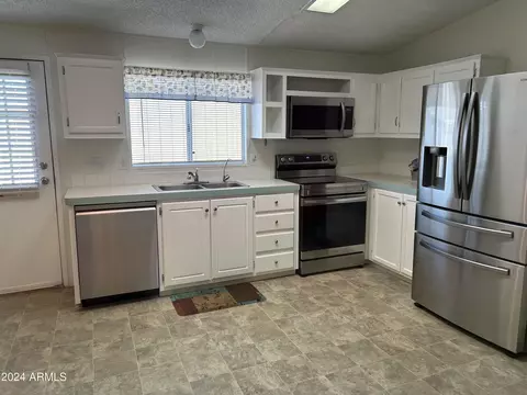 301 S Signal Butte Rd #938, Apache Junction, AZ 85120 photo 4