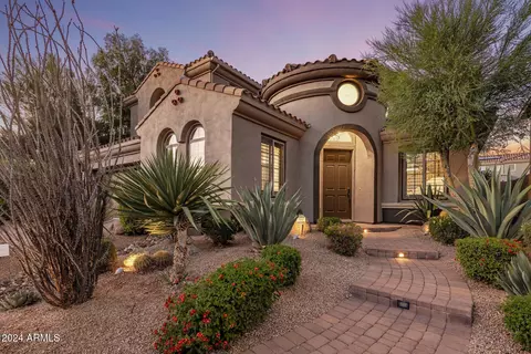 3810 E Herrera Dr, Phoenix, AZ 85050