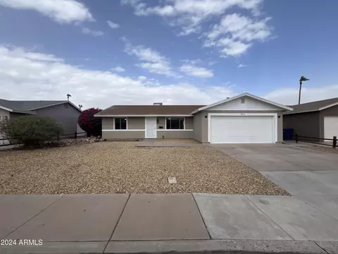 812 W Brooks St, Chandler, AZ 85225