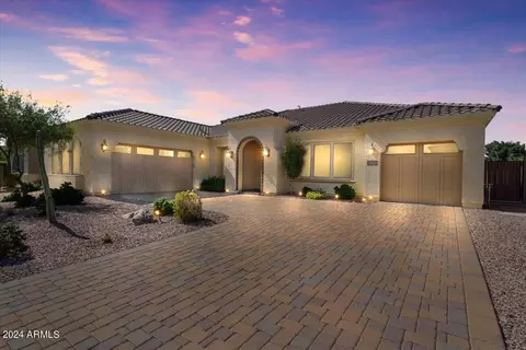 3884 S Mingus Dr, Chandler, AZ 85286