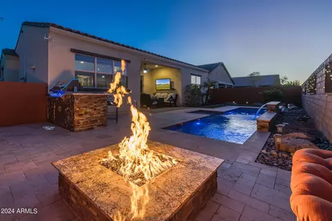 Exterior - 9766 E Thatcher Ave, Mesa, AZ 85212 photo 8 of 25