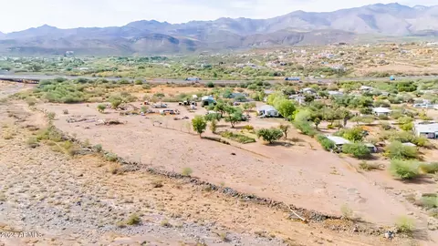 33795 S Park Ln #-, Black Canyon City, AZ 85324