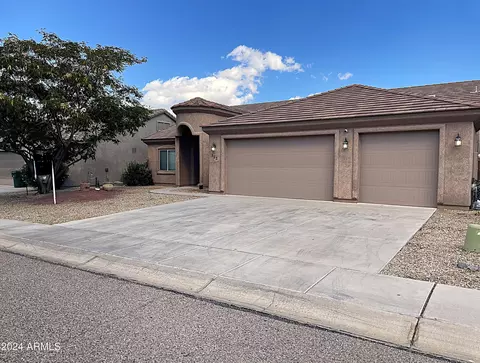 353 Desert Trail Dr, Sierra Vista, AZ 85635