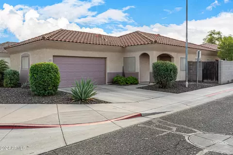 2603 E Hidalgo Ave, Phoenix, AZ 85040 photo 4