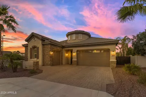 4404 E Glacier Pl, Chandler, AZ 85249 photo 2