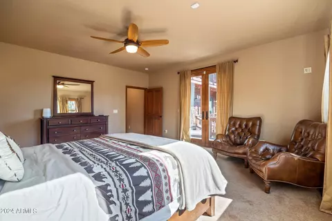 Bedroom - 2946 N Lodgepole Rd, Overgaard, AZ 85933 photo 2 of 8