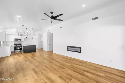 3014 W Grenadine Rd, Phoenix, AZ 85041