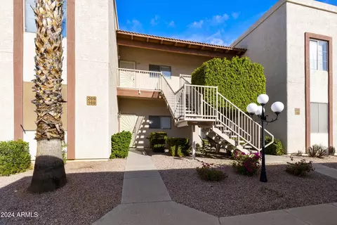205 N 74th St #169, Mesa, AZ 85207