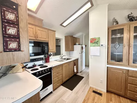 477 S Iron Ore Dr, Apache Junction, AZ 85119 photo 22