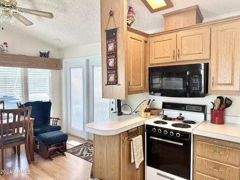 477 S Iron Ore Dr, Apache Junction, AZ 85119 photo 20
