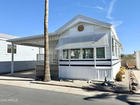 477 S Iron Ore Dr, Apache Junction, AZ 85119 photo 3