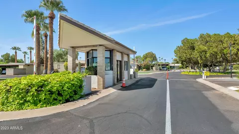 4800 N 68th St #102, Scottsdale, AZ 85251