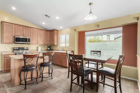 2005 W Carter Rd, Phoenix, AZ 85041 photo 11