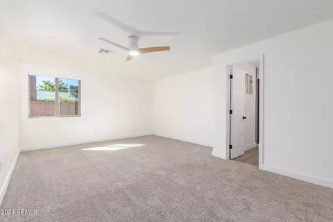 Bedroom - 3609 E Ludlow Dr, Phoenix, AZ 85032 photo 2 of 7