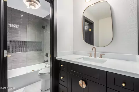 Bath - 3759 S Dew Drop Ln, Gilbert, AZ 85297 photo 12 of 14