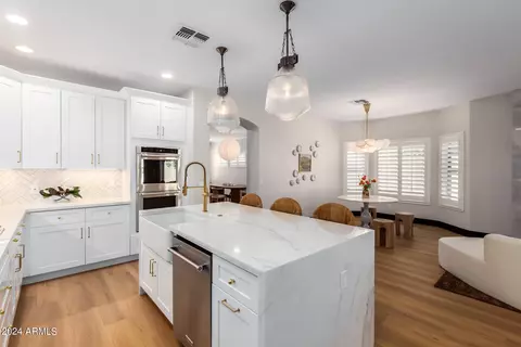 Kitchen - 3759 S Dew Drop Ln, Gilbert, AZ 85297 photo 10 of 12