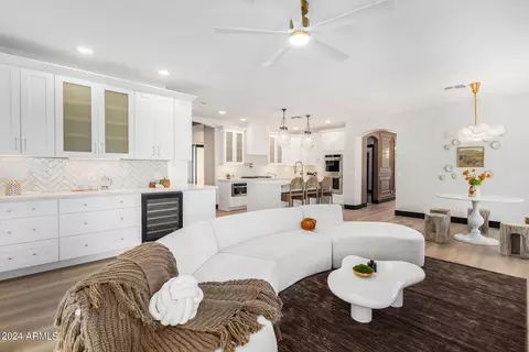 Living - 3759 S Dew Drop Ln, Gilbert, AZ 85297 photo 2 of 3