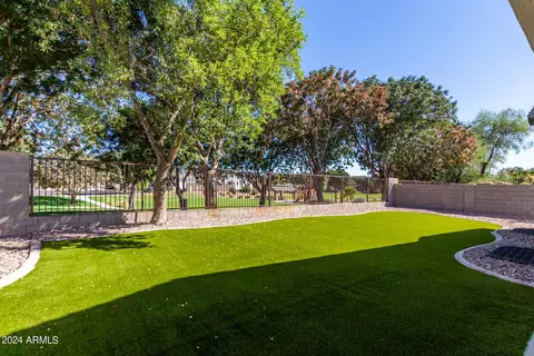 Exterior - 3759 S Dew Drop Ln, Gilbert, AZ 85297 photo 7 of 12