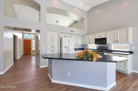14018 S 44th St, Phoenix, AZ 85044 photo 9